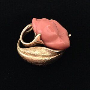 Vintage Avon Coral Floral Brooch
